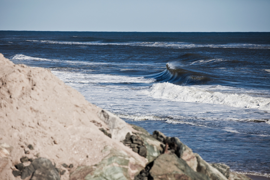 new york surf new york surf photography. wave photo. long island surf report.