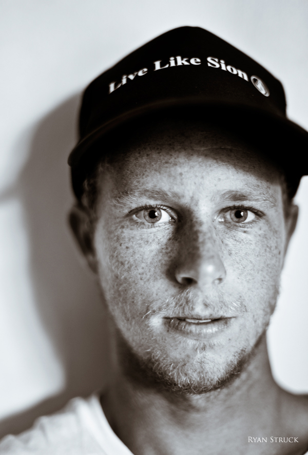 jonathan mincher. volcom. portrait. surf photographer. ryan struck. tahiti. headshot.