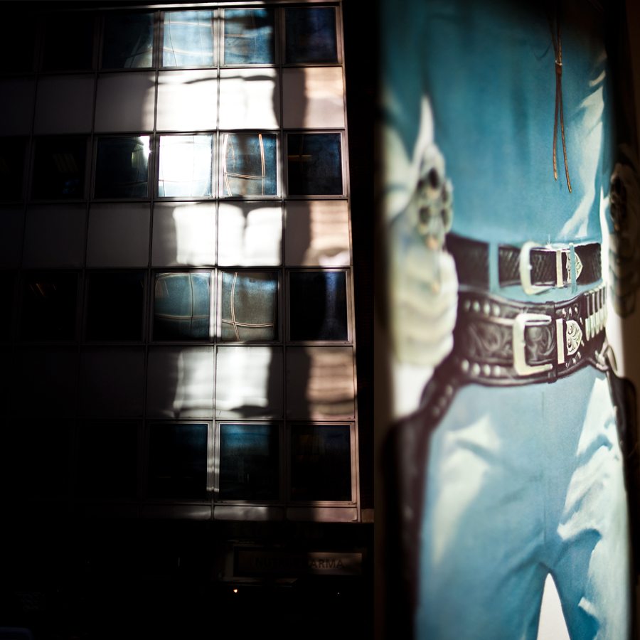 new york city. street photography. fall fashion. street advertisment. november 2013. what are people wearing. new york photographer.