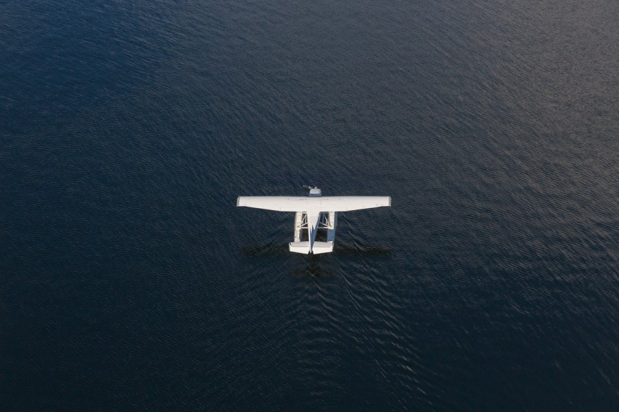 float plane